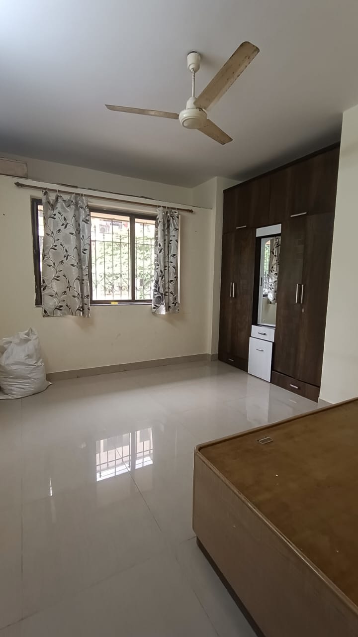 1 BHK + Pooja Room 300 Sq.Ft. Apartment in Mahavir Square
