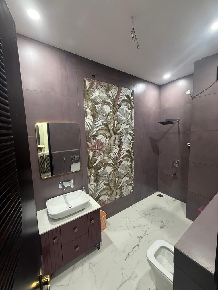 Attached Bathroom, sunny enclave 3 Bedroom 135 Sq.Yd. Apartment In Sunny Enclave Mohali 9279181
