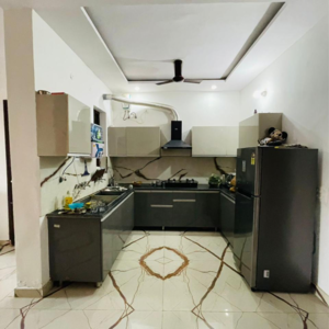 Team Area in 3 BHK Builder Floor at Sector 127 – for Rent