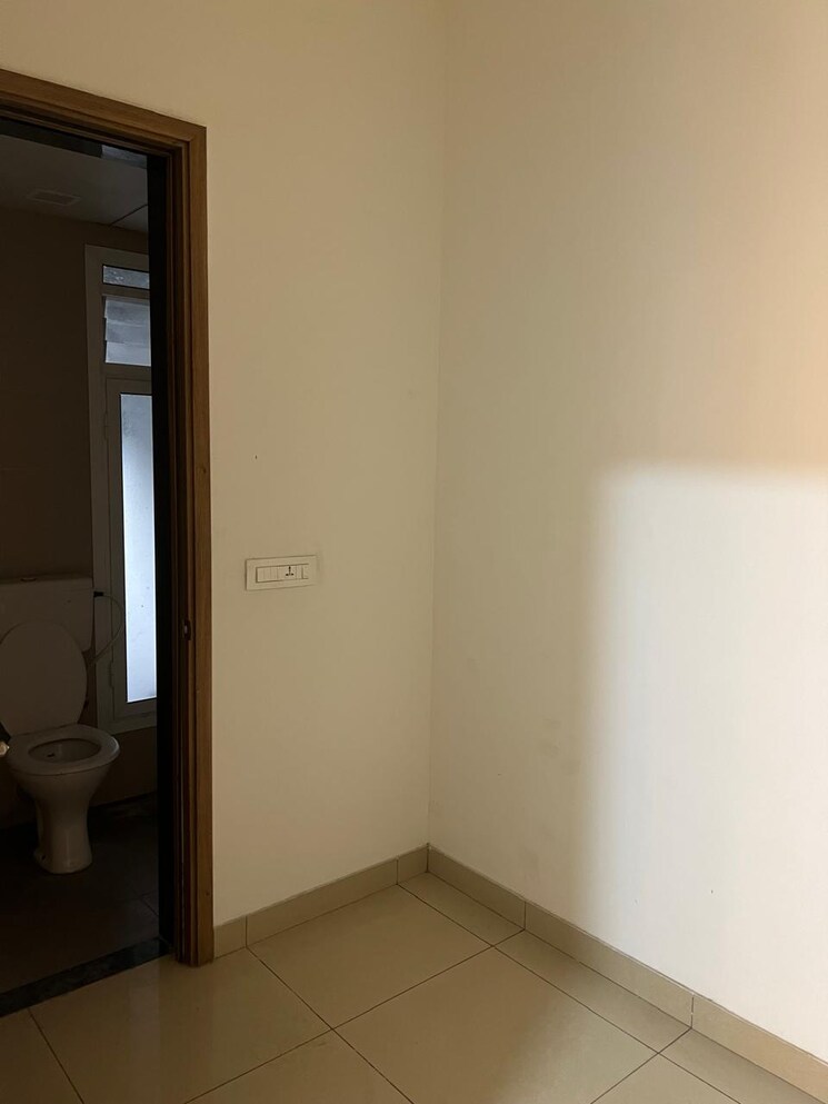 Room, snn-clermont 4 Bedroom 3124 Sq.Ft. Apartment In Hebbal Bangalore 9279157