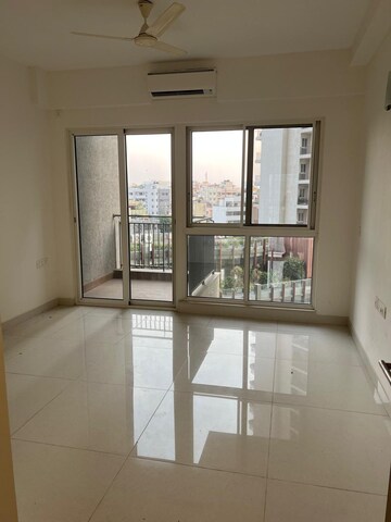 Room in 4 BHK Apartment at SNN Clermont, Hebbal – for Sale
