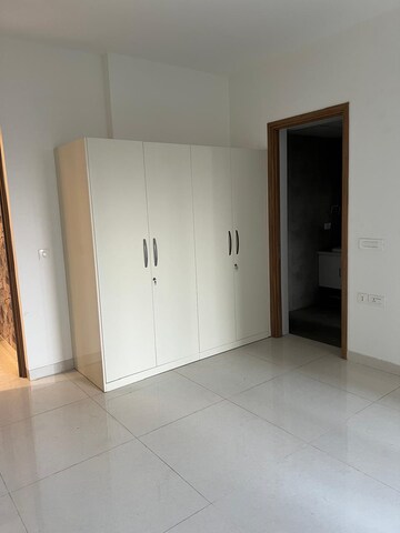Room in 4 BHK Apartment at SNN Clermont, Hebbal – for Sale