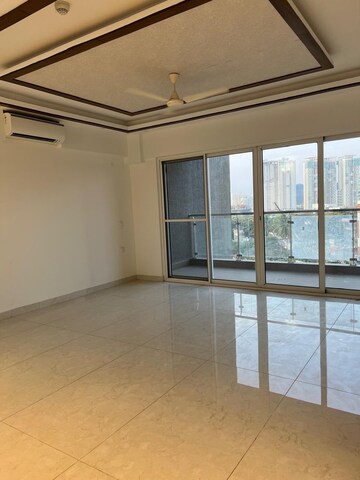 Room in 4 BHK Apartment at SNN Clermont, Hebbal – for Sale