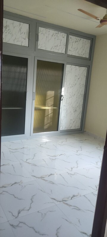 Room in 4 BHK Independent House at Jubilee Hills – for Rent