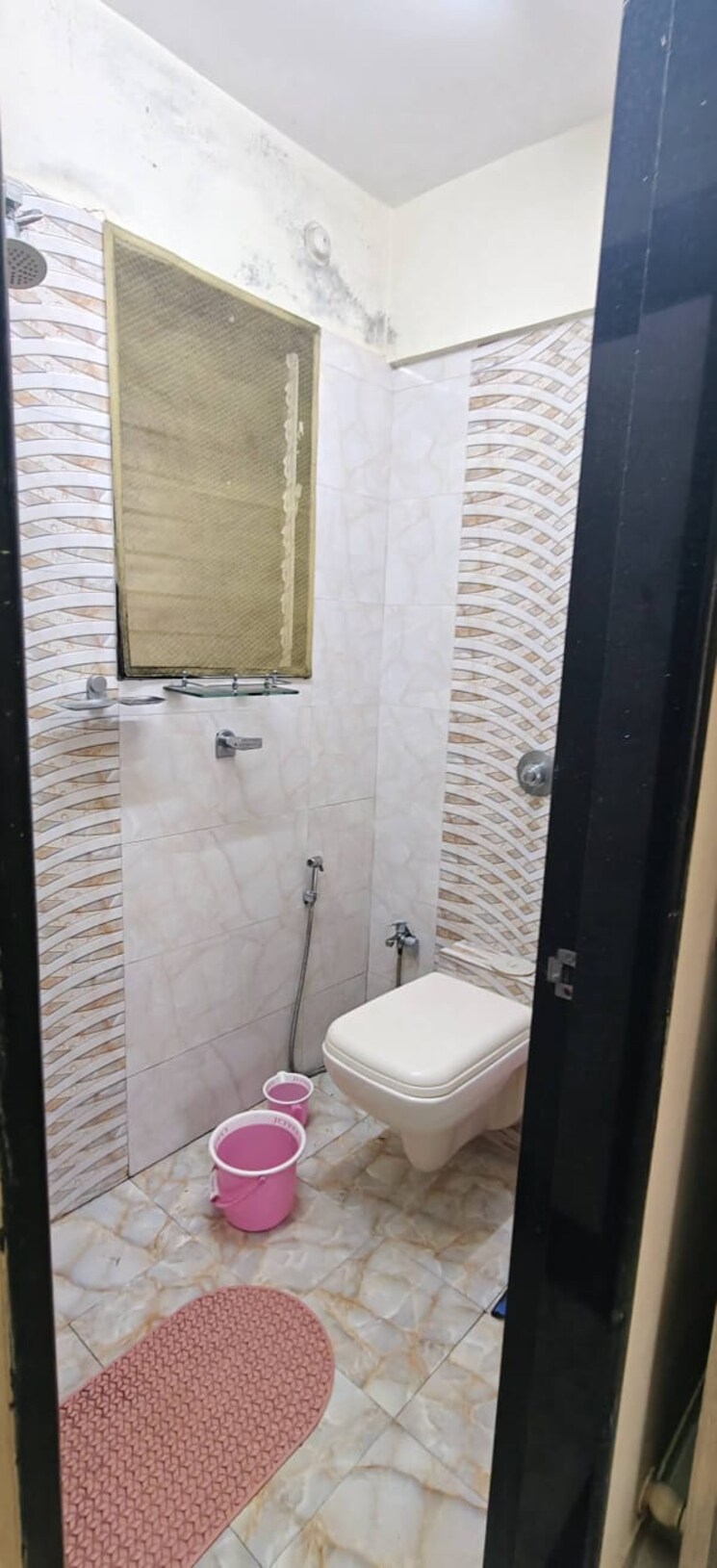 Bathroom, silicon-park 1 Bedroom 450 Sq.Ft. Apartment In Malad West Mumbai 9279204