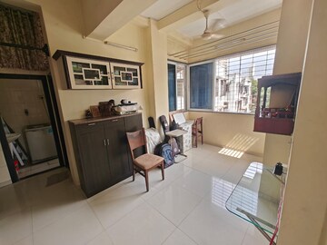 Team Area in 2 BHK Apartment at Venus CHS Worli, Worli – for Rent