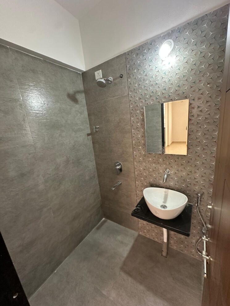 Bathroom, pantheon-acorn-park-phase-1 2 Bedroom 727 Sq.Ft. Apartment In Wakad Pune 9279275