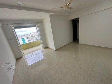 Room in 2 BHK Apartment at Pantheon Acorn Park Phase 1, Wakad – for Rent