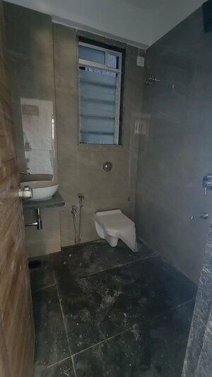 Master Bedroom in 2 BHK Apartment at Ashirwad Apartment Ghatkopar, Ghatkopar East – for Rent