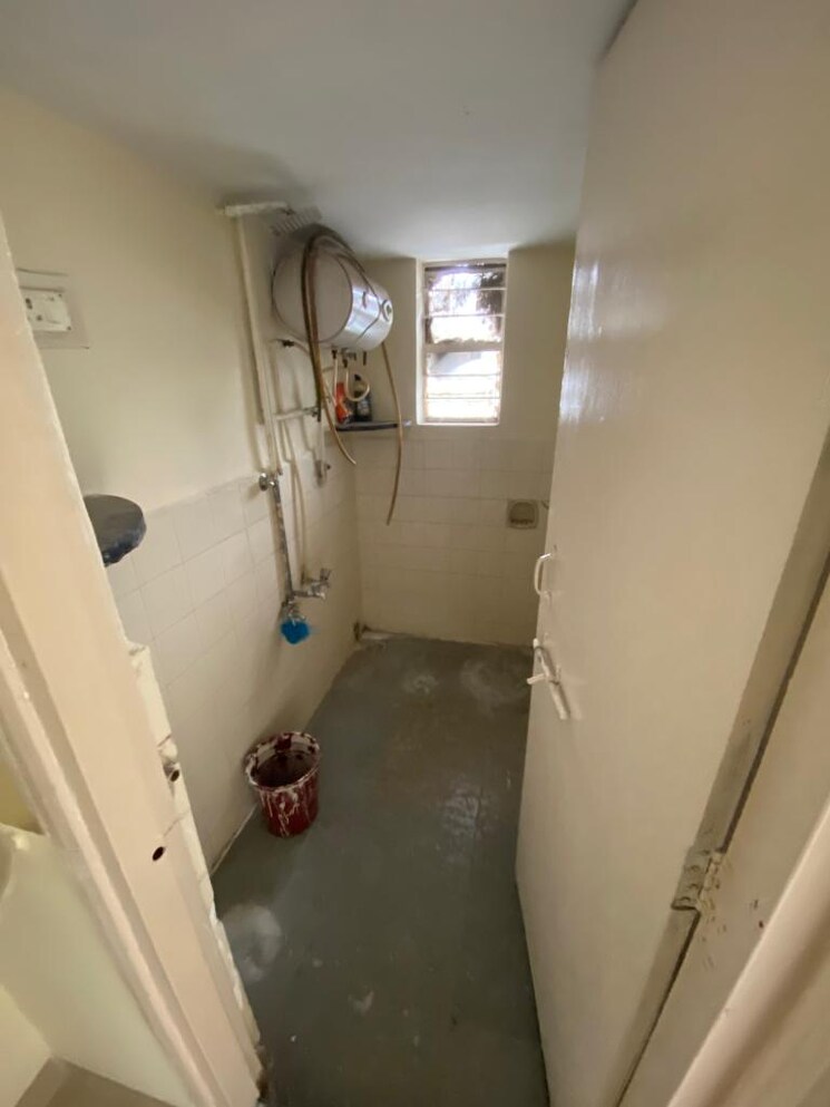 Bathroom, vrundavan-heights 1 Bedroom 616 Sq.Ft. Apartment In Kothrud Pune 9279253