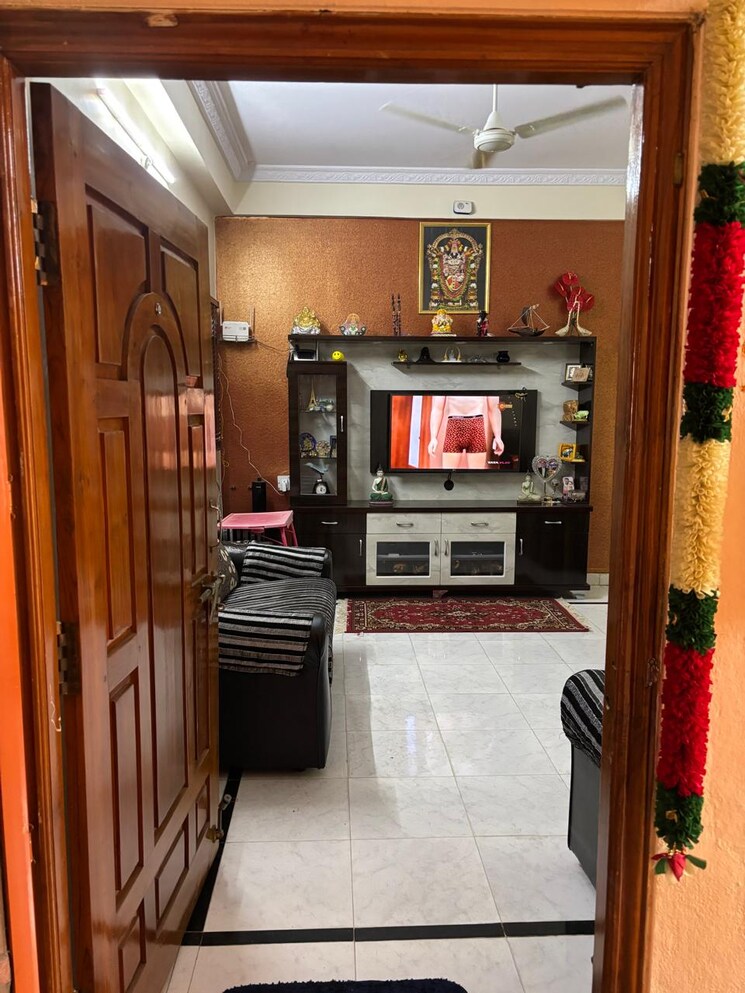 Room, neredment 2 Bedroom 930 Sq.Ft. Apartment In Neredment Hyderabad 9279268
