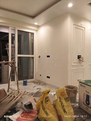 Living Room in 3 BHK Apartment at DLF Regency Park II, Sector 27 – for Rent