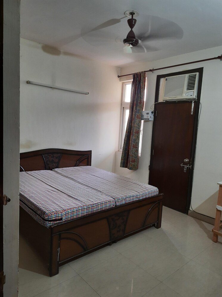 Bedroom, ansal-housing-woodbury 2 Bedroom 1045 Sq.Ft. Apartment In Patiala Road Zirakpur 9279315