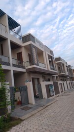 3 BHK 1200 Sq.Ft. Penthouse in Metro Spanish Villas