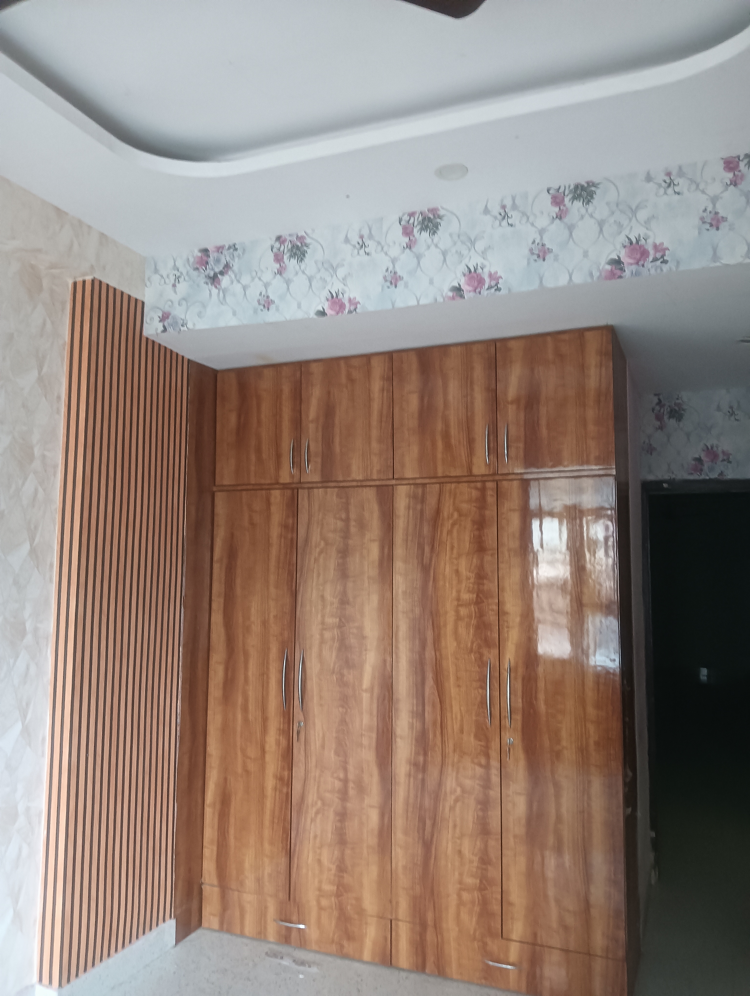 2.5 BHK + Pooja Room,Servant Room Apartment For Rent in Anee Shakti Apartment
