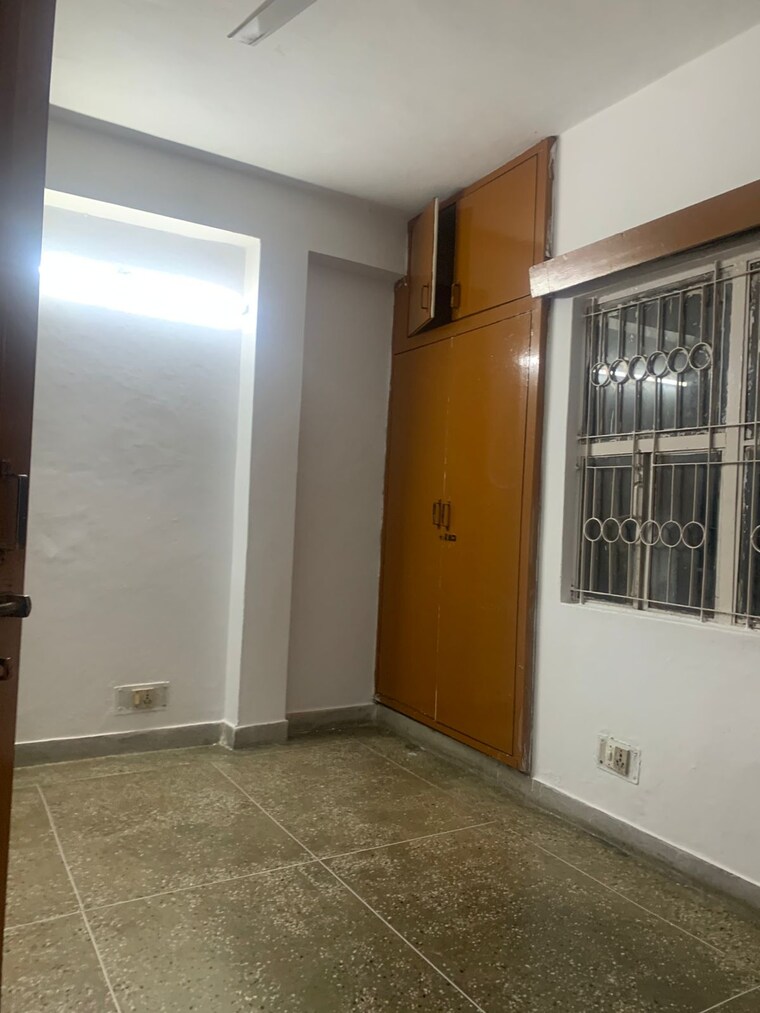 Room, katwaria sarai 1 Bedroom 550 Sq.Ft. Apartment In Katwaria Sarai Delhi 9279324