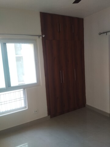 3.5 BHK Apartment For Rent in Shipra Apartment, Gomti Nagar