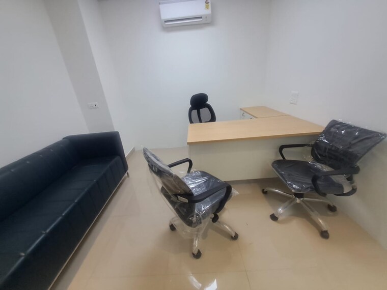 Team Area, sector 63 Commercial Office Space 2800 Sq.Ft. In Sector 63 Noida 9279330