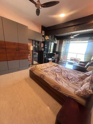 Bedroom in 3 BHK Apartment at JP Decks, Goregaon East – for Rent