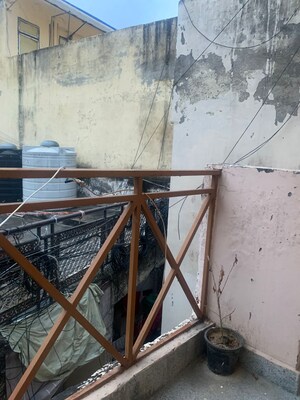 Balcony in 1 RK Apartment at Katwaria Sarai – for Rent