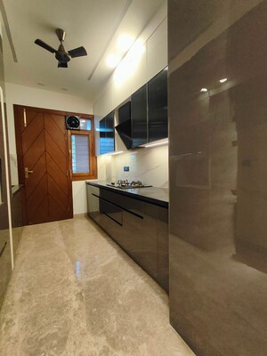 Kitchen in 2 BHK Builder Floor at Sector 45 – for Rent