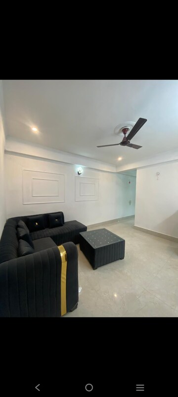 Team Area in 1 BHK Builder Floor at Saket – for Rent