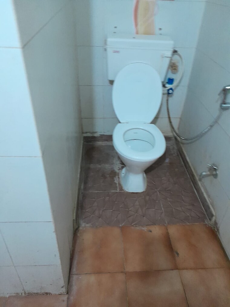 Bathroom, bariatu 3 Bedroom 1450 Sq.Ft. Apartment In Bariatu Ranchi 9279385