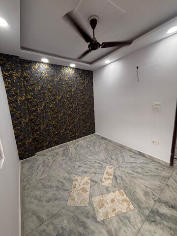 Bedroom in 3 BHK Builder Floor at Govindpuri – for Sale