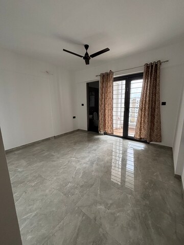Room in 3 BHK Apartment at Kamalraj Athens, Wakad – for Rent