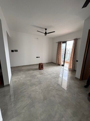 Room in 3 BHK Apartment at Kamalraj Athens, Wakad – for Rent