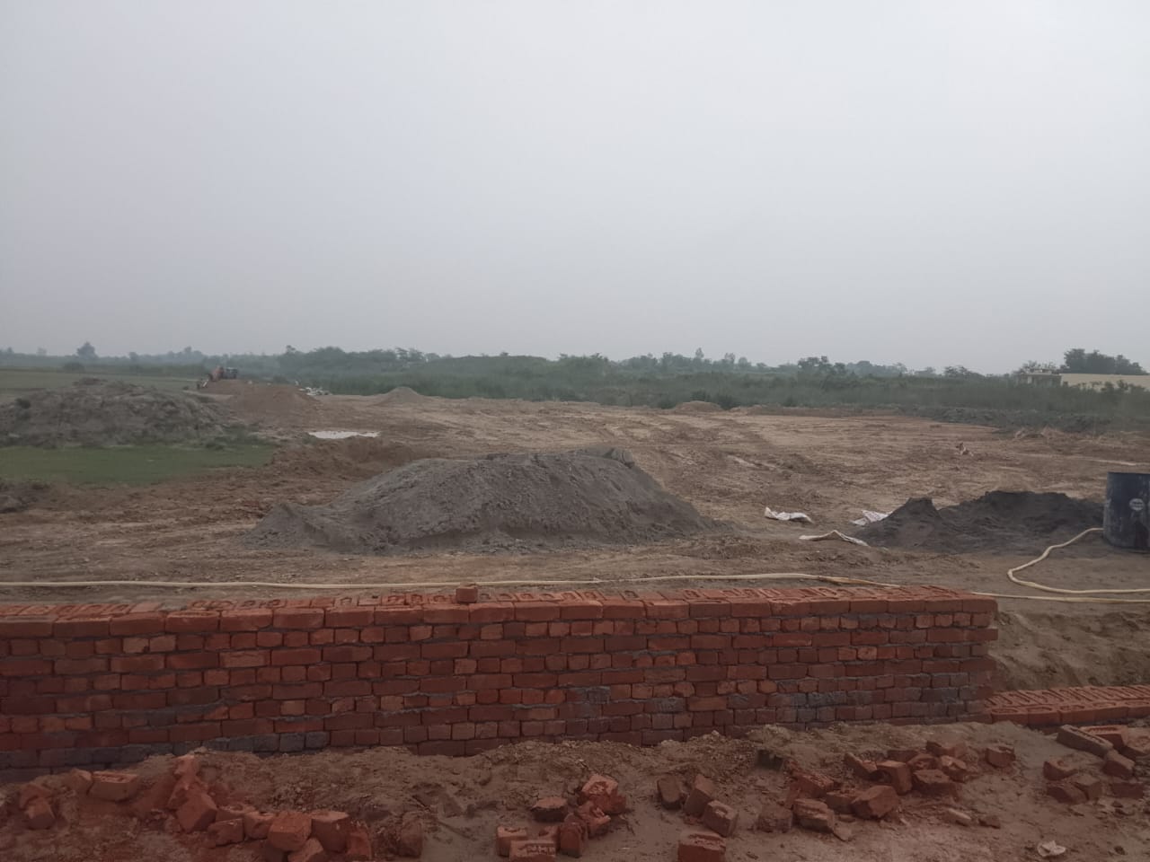 Plot For Sale in Majesty Green 