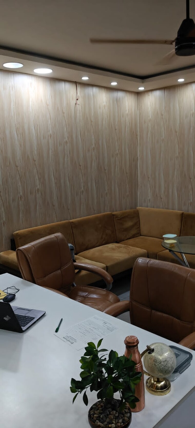 Team Area, sector 2 Commercial Office Space 150 Sq.Mt. In Sector 2 Noida 9279412