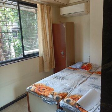 Bedroom in 1.5 BHK Apartment at Pestom Sagar Colony, Tilak Nagar – for Rent