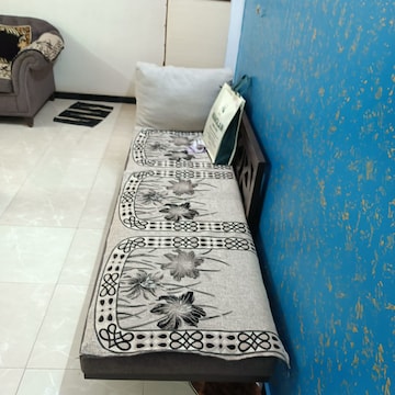 Parking in 1.5 BHK Apartment at Pestom Sagar Colony, Tilak Nagar – for Rent