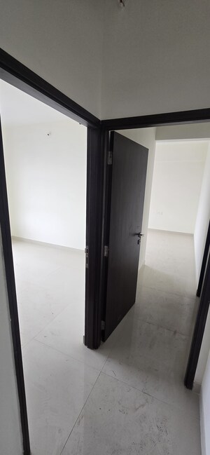 Room in 2 BHK Apartment at Ajmera Crosstown One, Kalyan West – for Rent