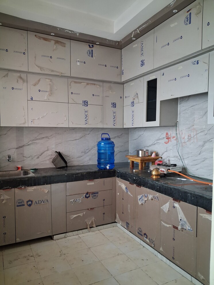 Master Bedroom, upavp-ganga-yamuna-and-hindon-enclave 3 Bedroom 1250 Sq.Ft. Apartment In Pratap Vihar Ghaziabad 9279454