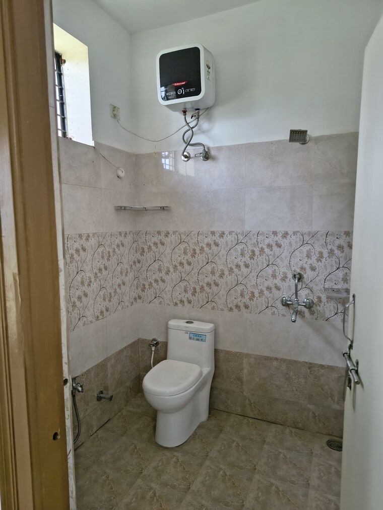 Bathroom, slv-andal-homes 5 Bedroom 3500 Sq.Ft. Villa In Yapral Hyderabad 9279467