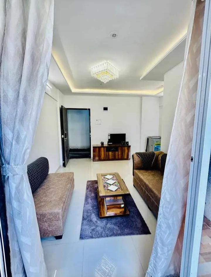 1 BHK 450 Sq.Ft. Apartment in Mahadev Complex