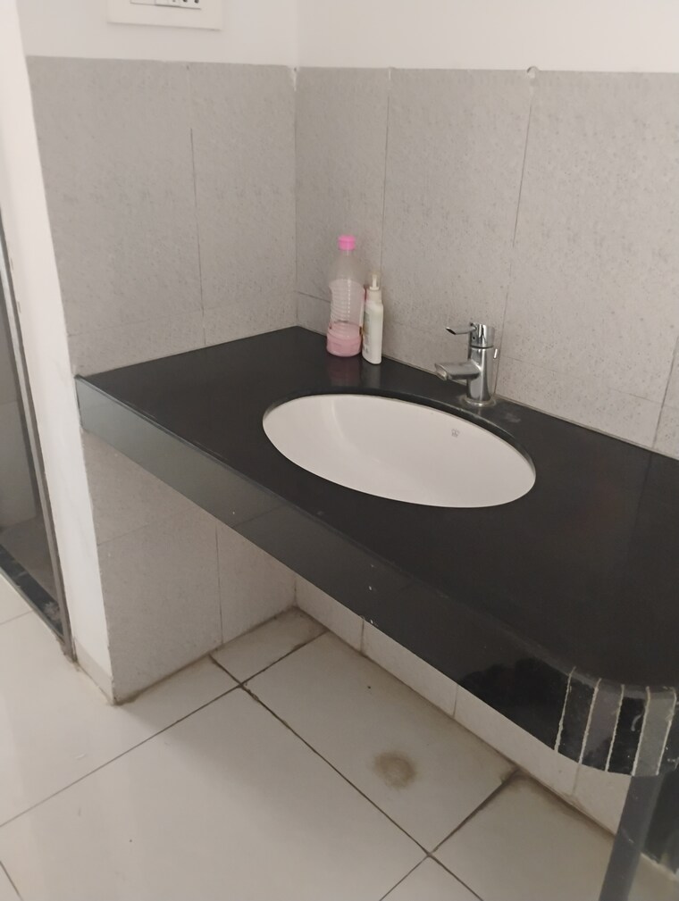 Attached Bathroom, paranjape-madhukosh-phase-iii 3 Bedroom 1600 Sq.Ft. Apartment In Dhayari Pune 9279521