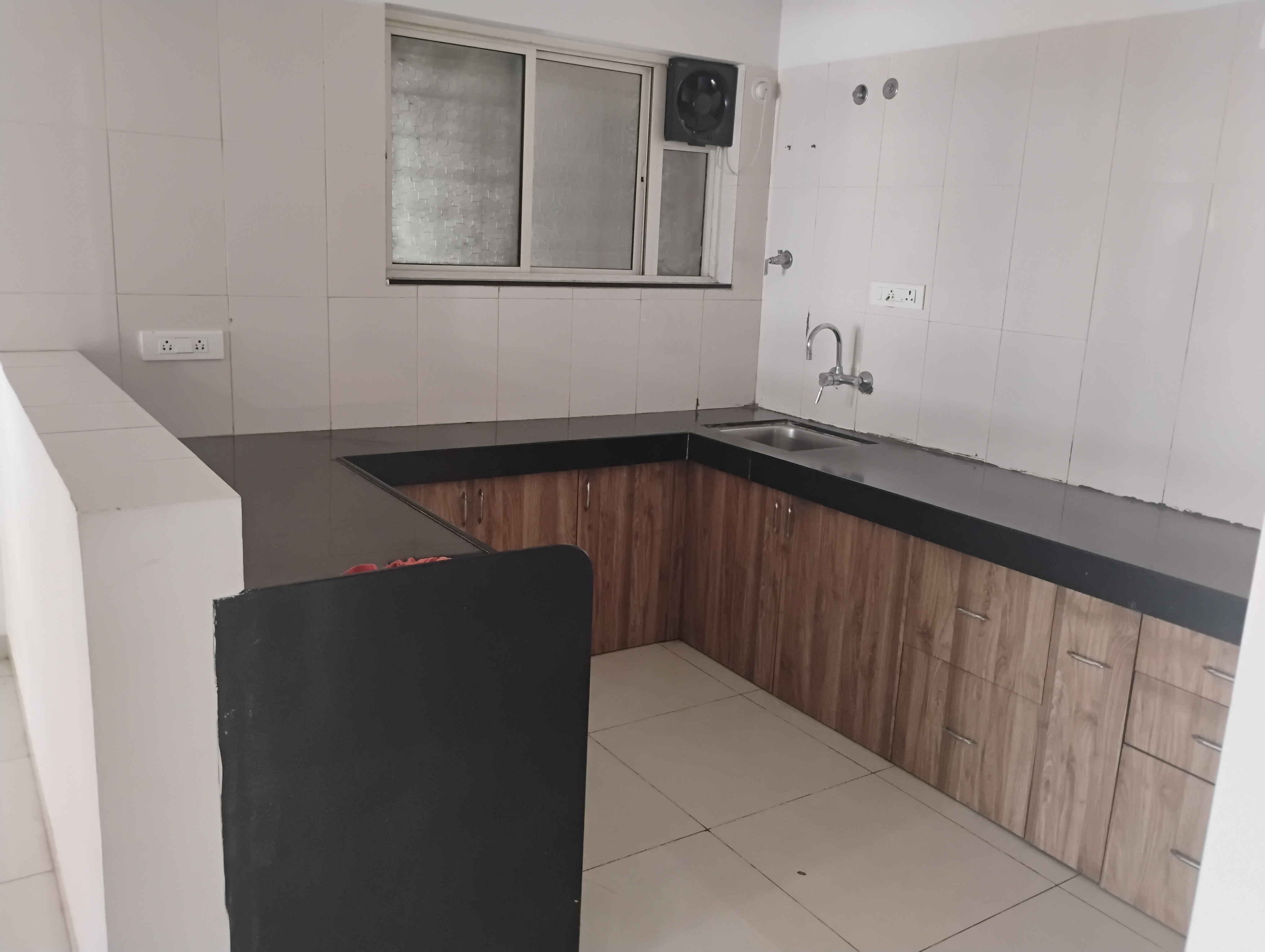 3 BHK + Servant Room Apartment For Sale in Paranjape Madhukosh Phase III