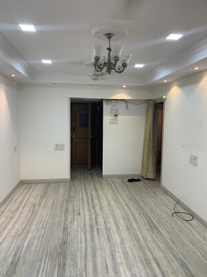 Room in 2 BHK Apartment at Prabhadevi CHS, Prabhadevi – for Rent