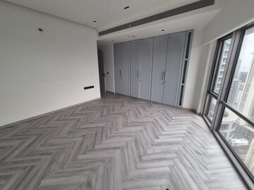 Bedroom in 3 BHK Apartment at Lower Parel – for Rent