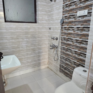 Bathroom in 6 BHK Builder Floor at Sector 38 – for Sale