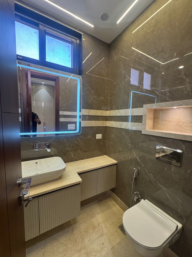 Kitchen, kalkaji 3 Bedroom 1800 Sq.Ft. Builder Floor In Kalkaji Delhi 9279573