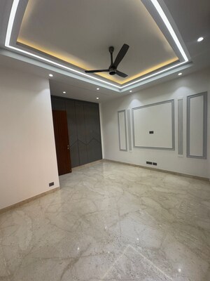 Room in 3 BHK Builder Floor at Kalkaji – for Sale