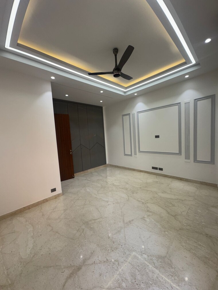 Room, kalkaji 3 Bedroom 1800 Sq.Ft. Builder Floor In Kalkaji Delhi 9279573