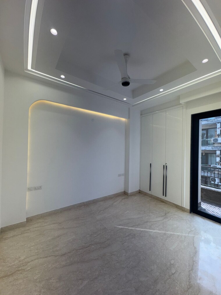 Room, kalkaji 3 Bedroom 1800 Sq.Ft. Builder Floor In Kalkaji Delhi 9279573