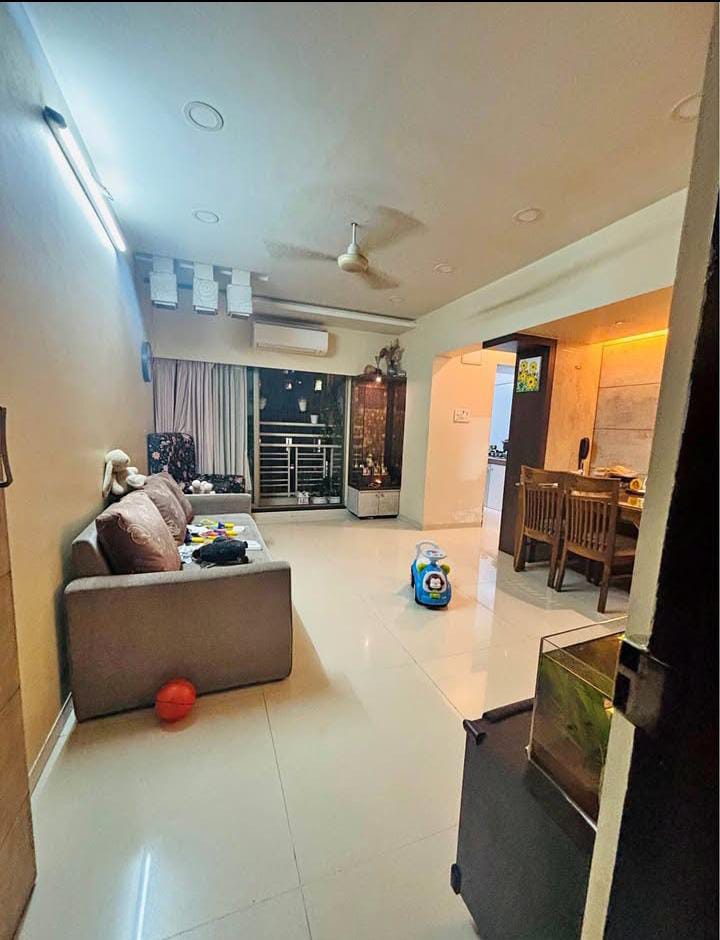 1 BHK Apartment For Sale in Laxmi Tower Mira Road