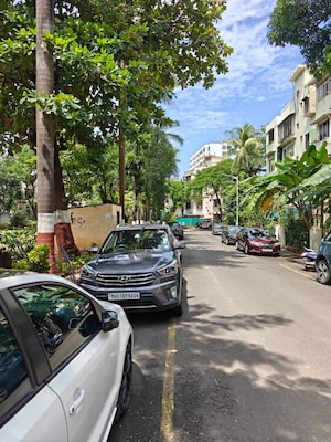 Parking in 2 BHK Apartment at MIG Colony, Worli – for Rent