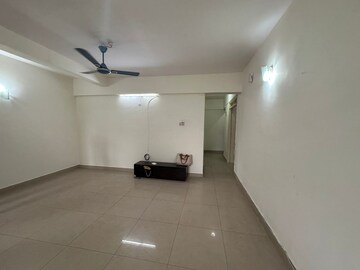 Master Bedroom in 3 BHK Apartment at Suryamukhi Garden Apartment, Vittal Mallya Road – for Rent
